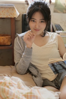 18岁女RAPPERDISSSUBS大豆